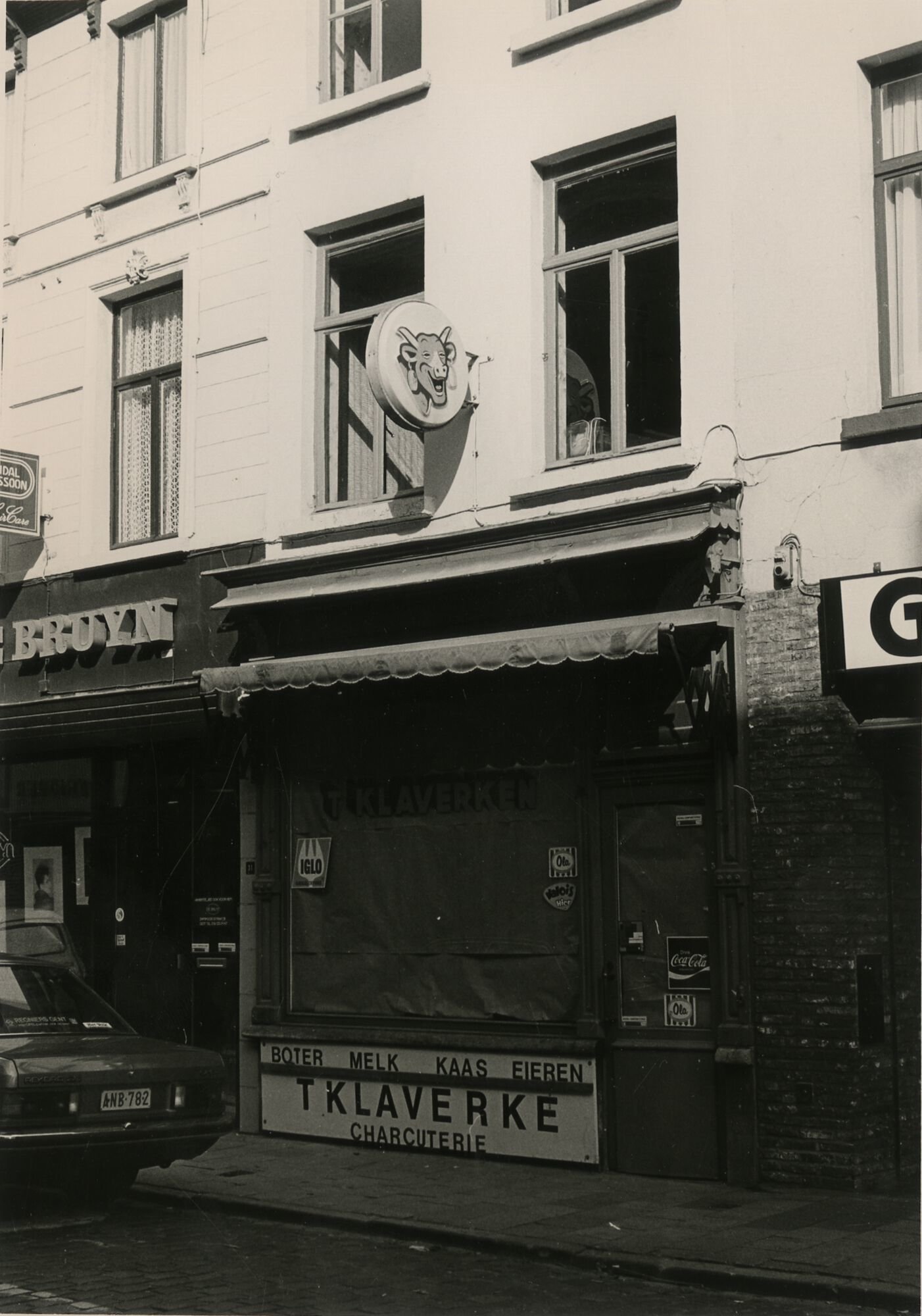 Etalage van delicatessewinkel 't Klaverke Gent