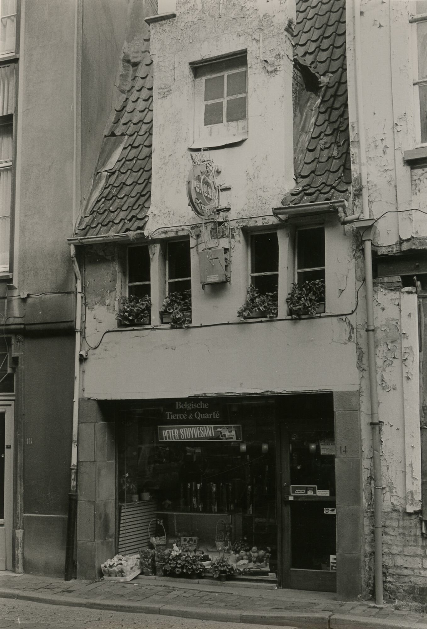 Etalage van een rookwarenwinkel in Gent