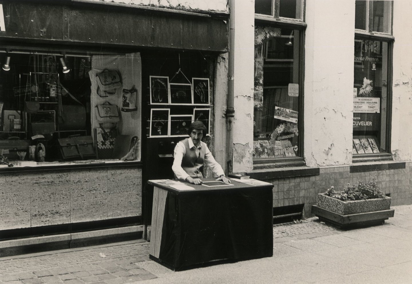 Etalage van een tassenwinkel in Gent