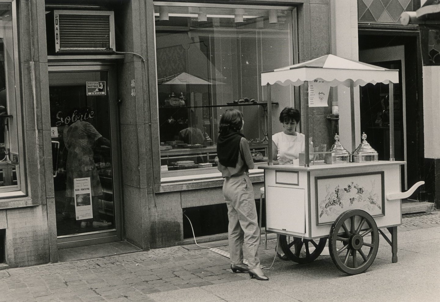 Etalage van patisserie - tearoom Sobrie in Gent