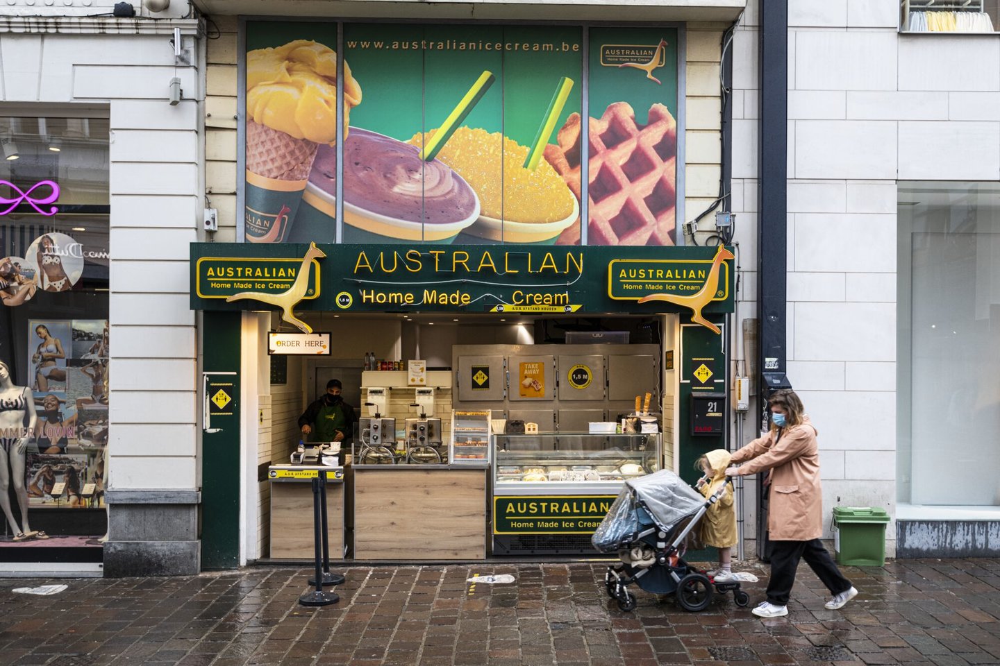 Gevel van Australian, een winkel van roomijs en zoetwaren in Gent