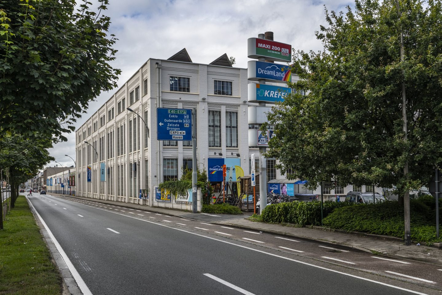 Winkelcentrum Rooigemlaan in Gent