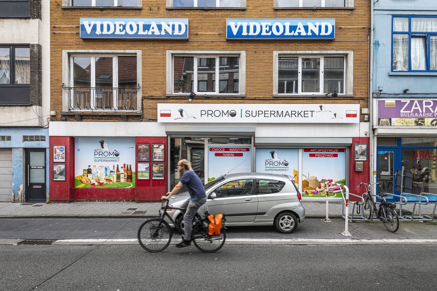 Etalage van een leegstaand handelspand in Gent