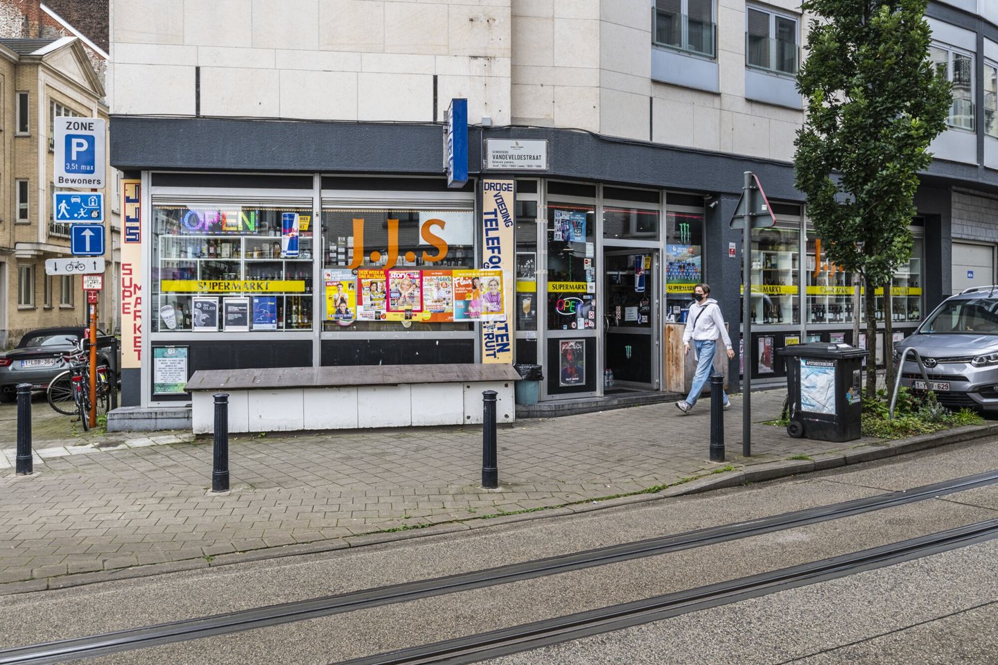 J.J.S. supermarkt in Gent