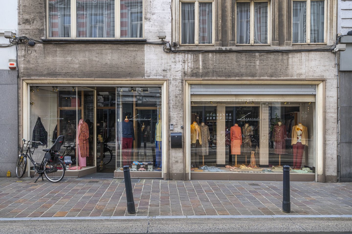 Etalage van kledingwinkel Langerock in Gent