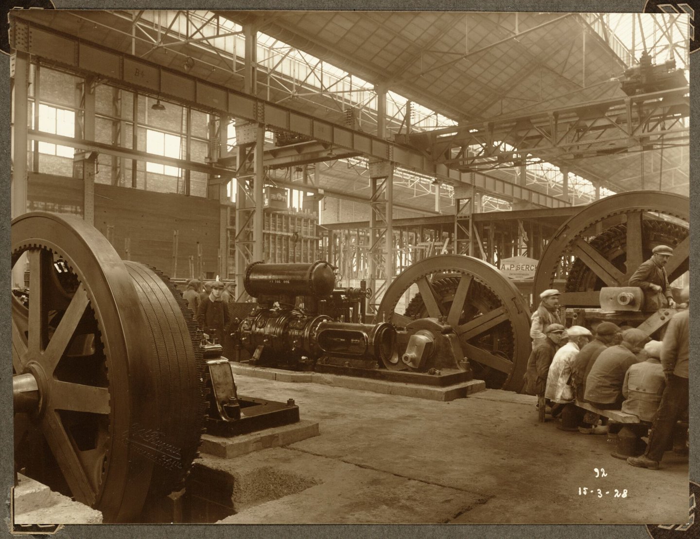 Bouw van compressorenzaal van ammoniakfabriek van cokesfabriek Kuhlmann in Zelzate