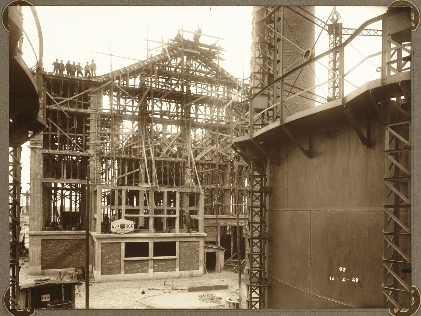 Bouw van generatorengebouw van ammoniakfabriek van cokesfabriek Kuhlmann in Zelzate