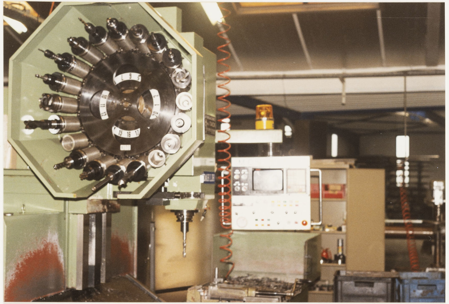 CNC freesmachine in machinewerkplaats van Lentz in Gent