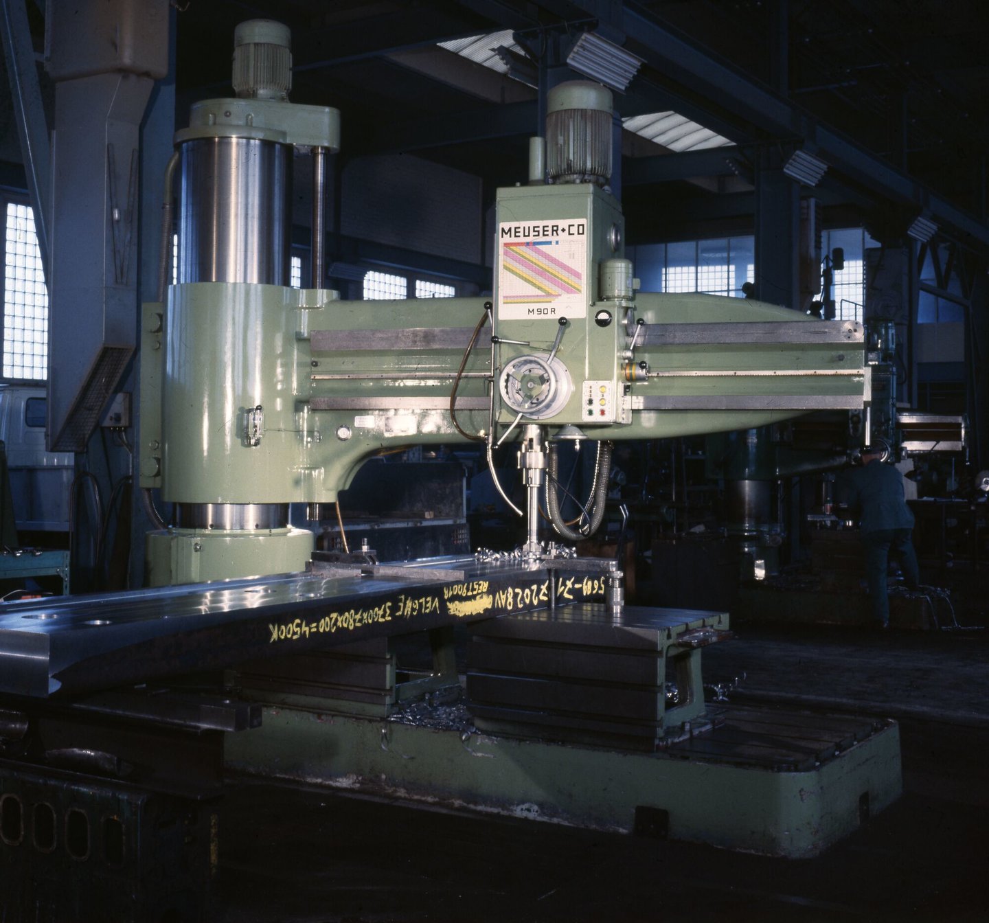 Radiaalboormachine in machinewerkplaats van Gentse Metaalwerken in Gent