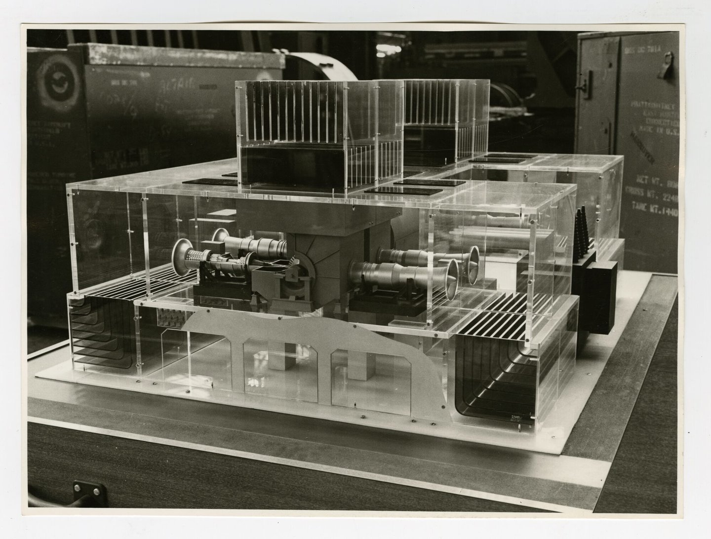 Schaalmodel van elektriciteitscentrale met turbojet gasturbine groep