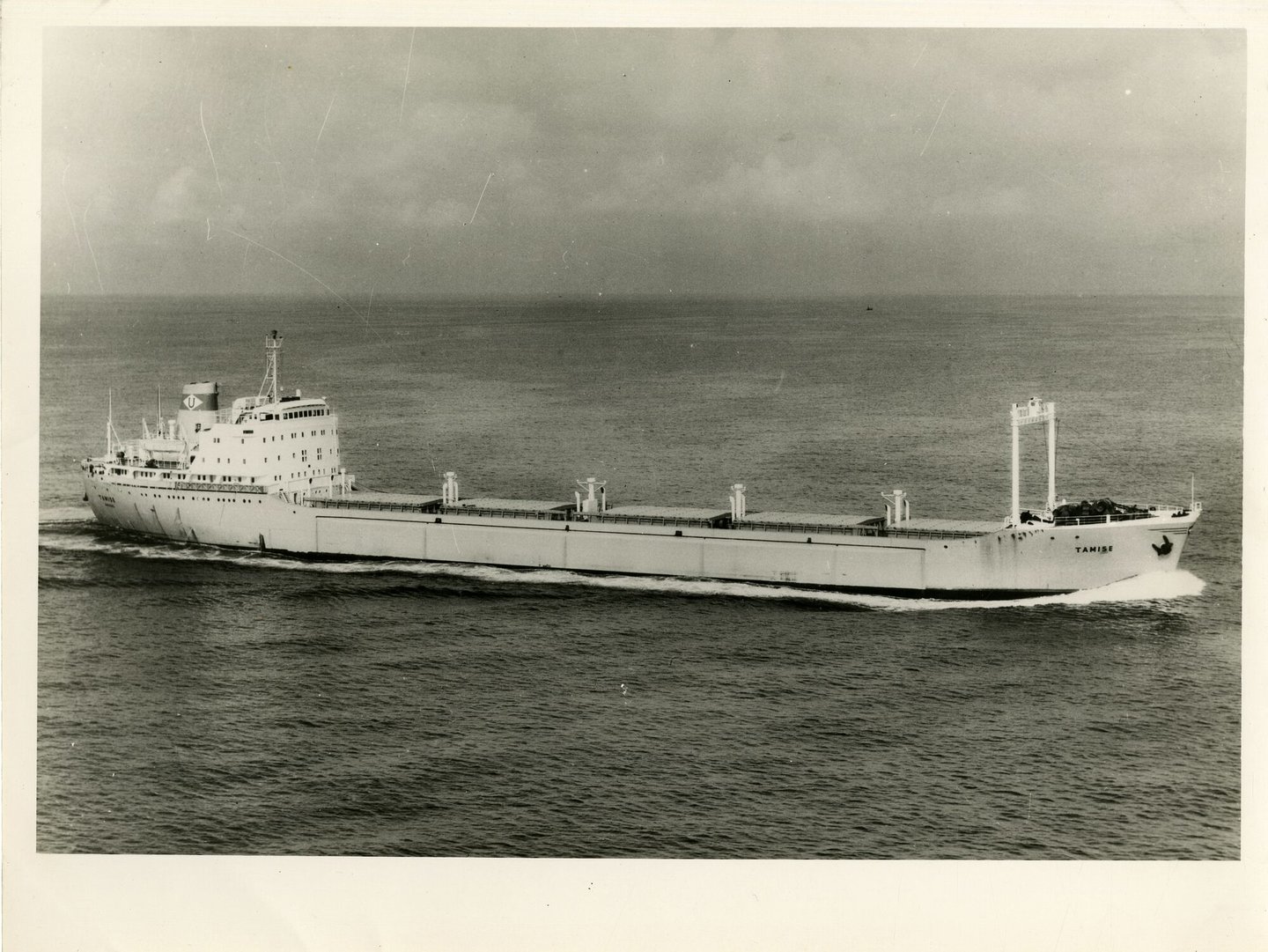 Vrachtschip Tamise tijdens de vaart