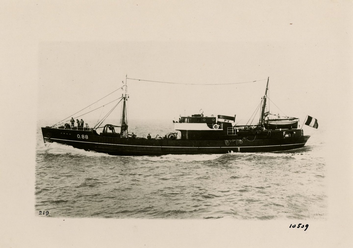 Vissersboot O.88 John tijdens de vaart