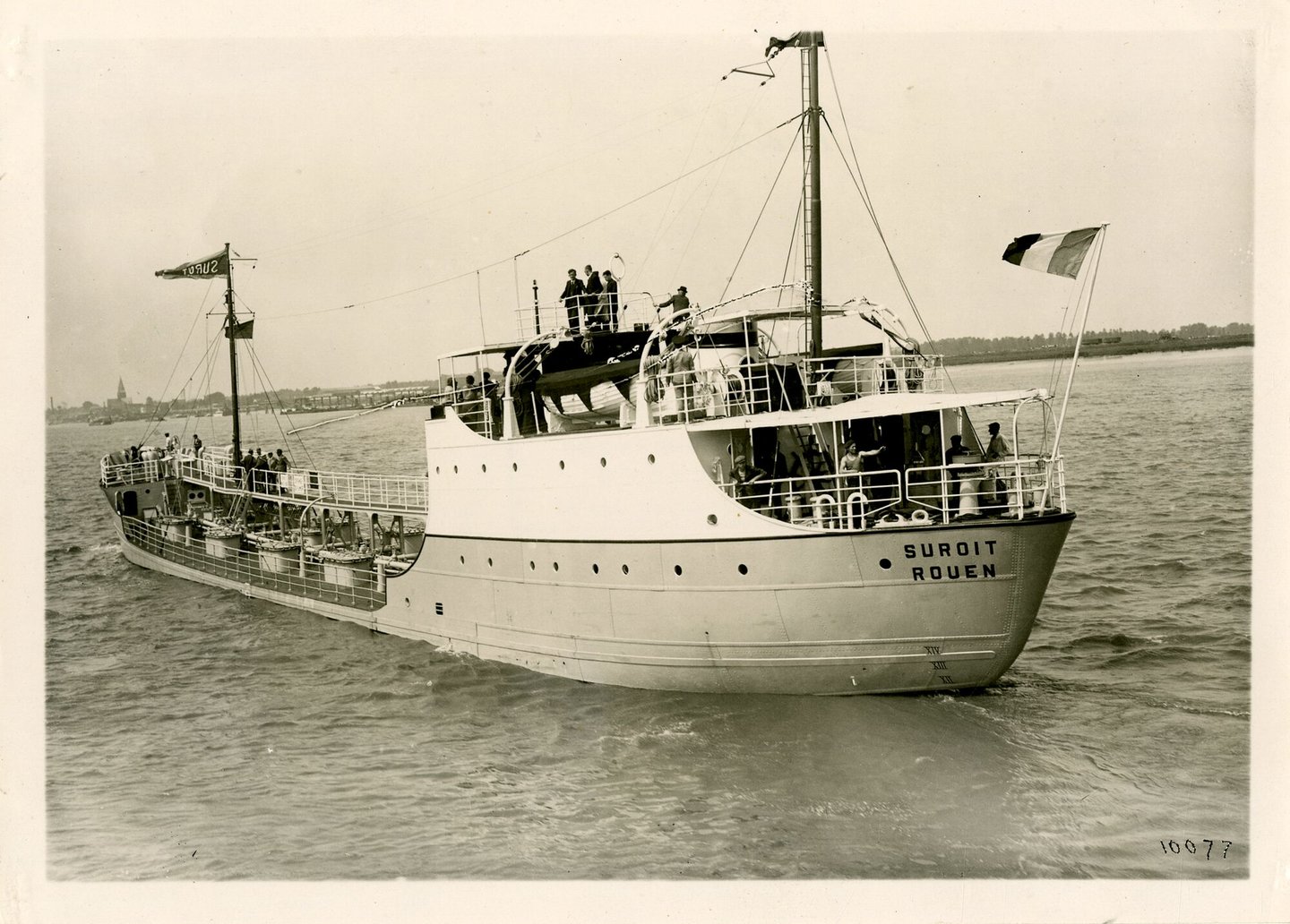 Vrachtschip Suroit tijdens de vaart