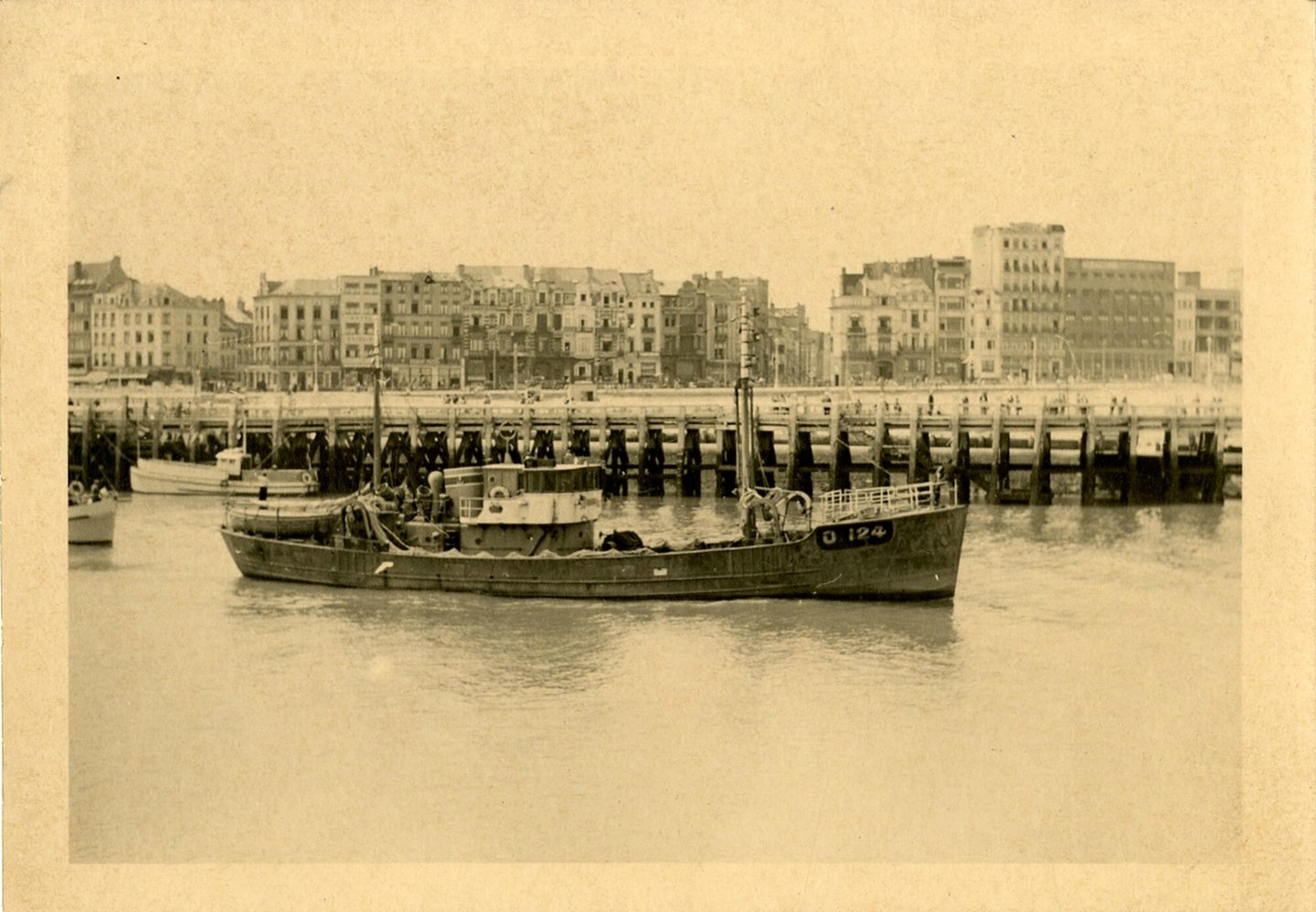 Vissersboot O.124 Heilige Familie tijdens de vaart