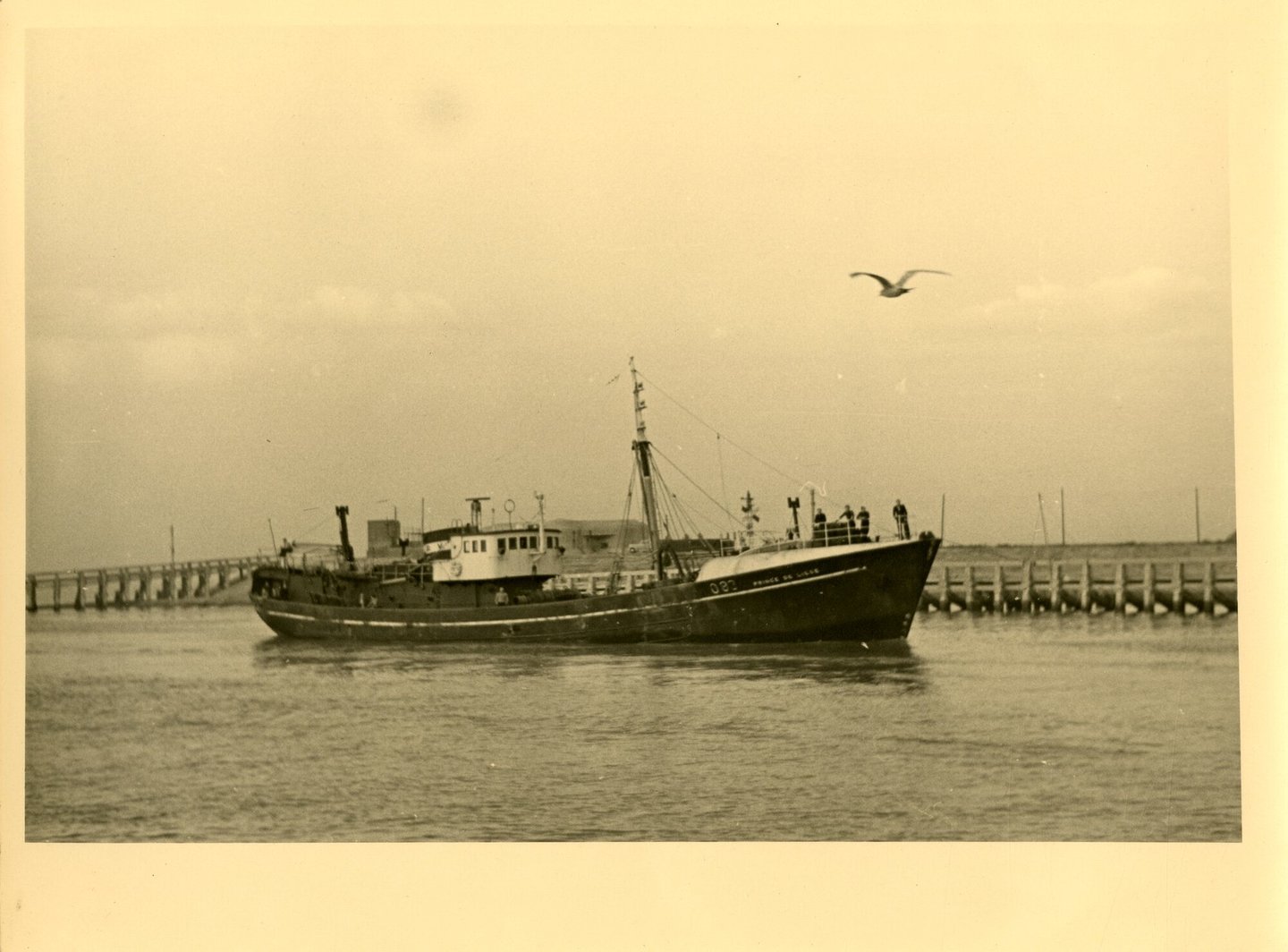 Vissersboot O.83 Prince de Liège tijdens de vaart