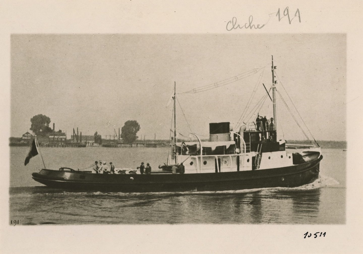 Sleepboot Zeeleeuw tijdens de vaart