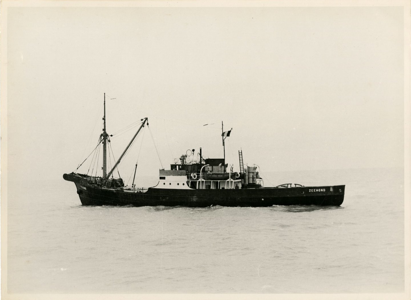 Zeesleepboot Zeehond tijdens de vaart